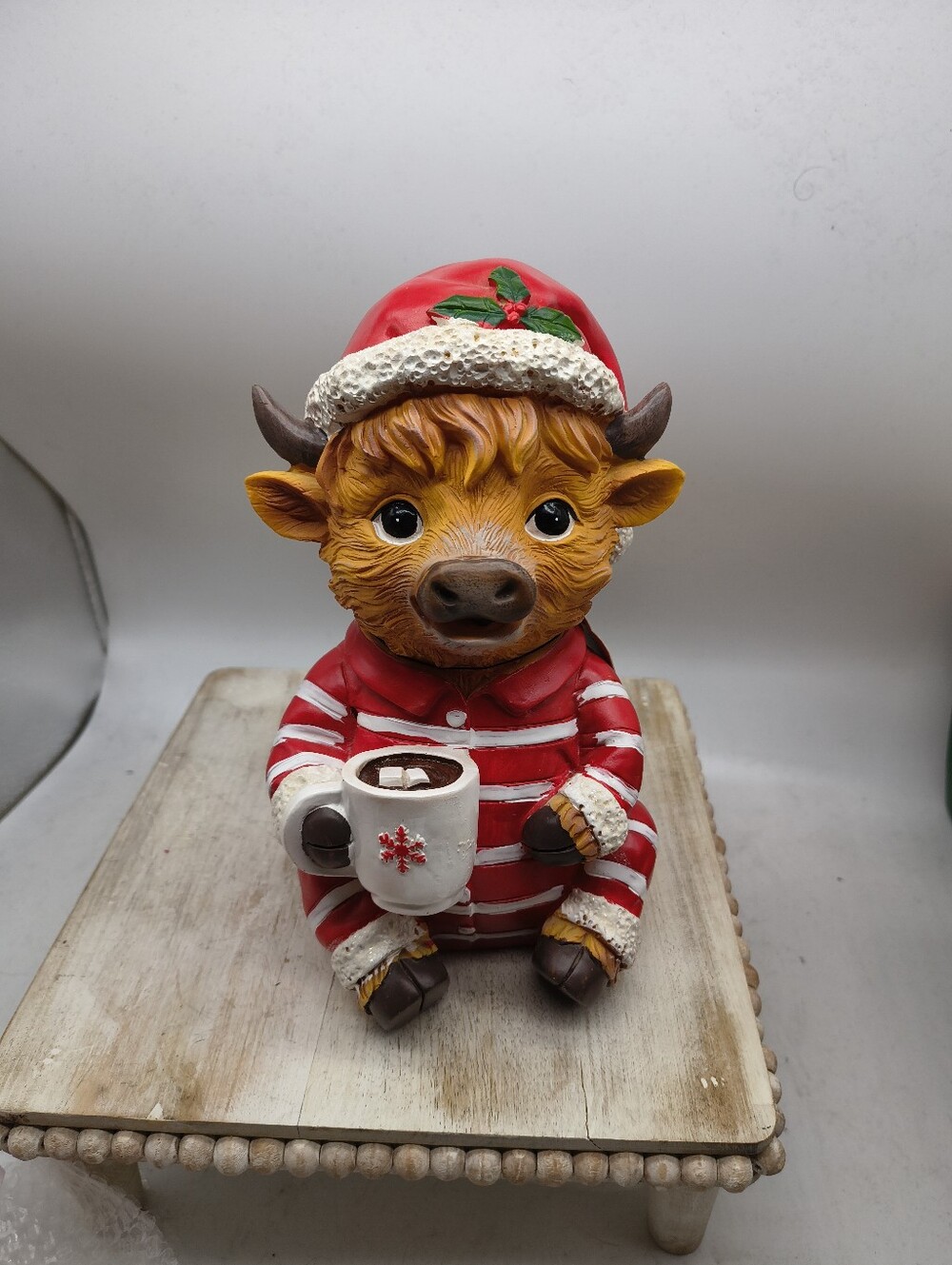 Christmas Highland Cow With Hot Chocolate